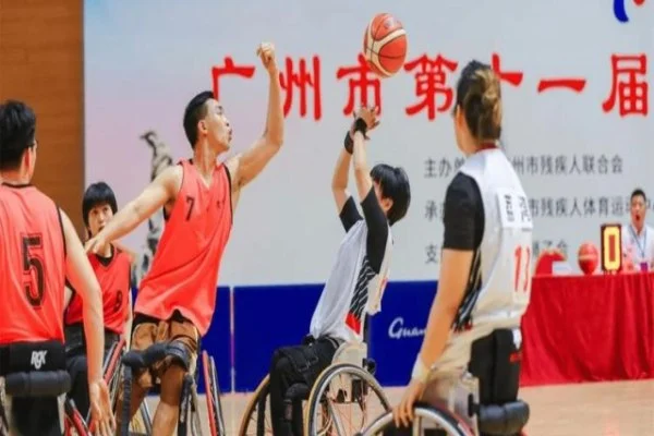 中超第26轮成都蓉城对阵上海申花费利佩马莱莱锋线对决分析看点